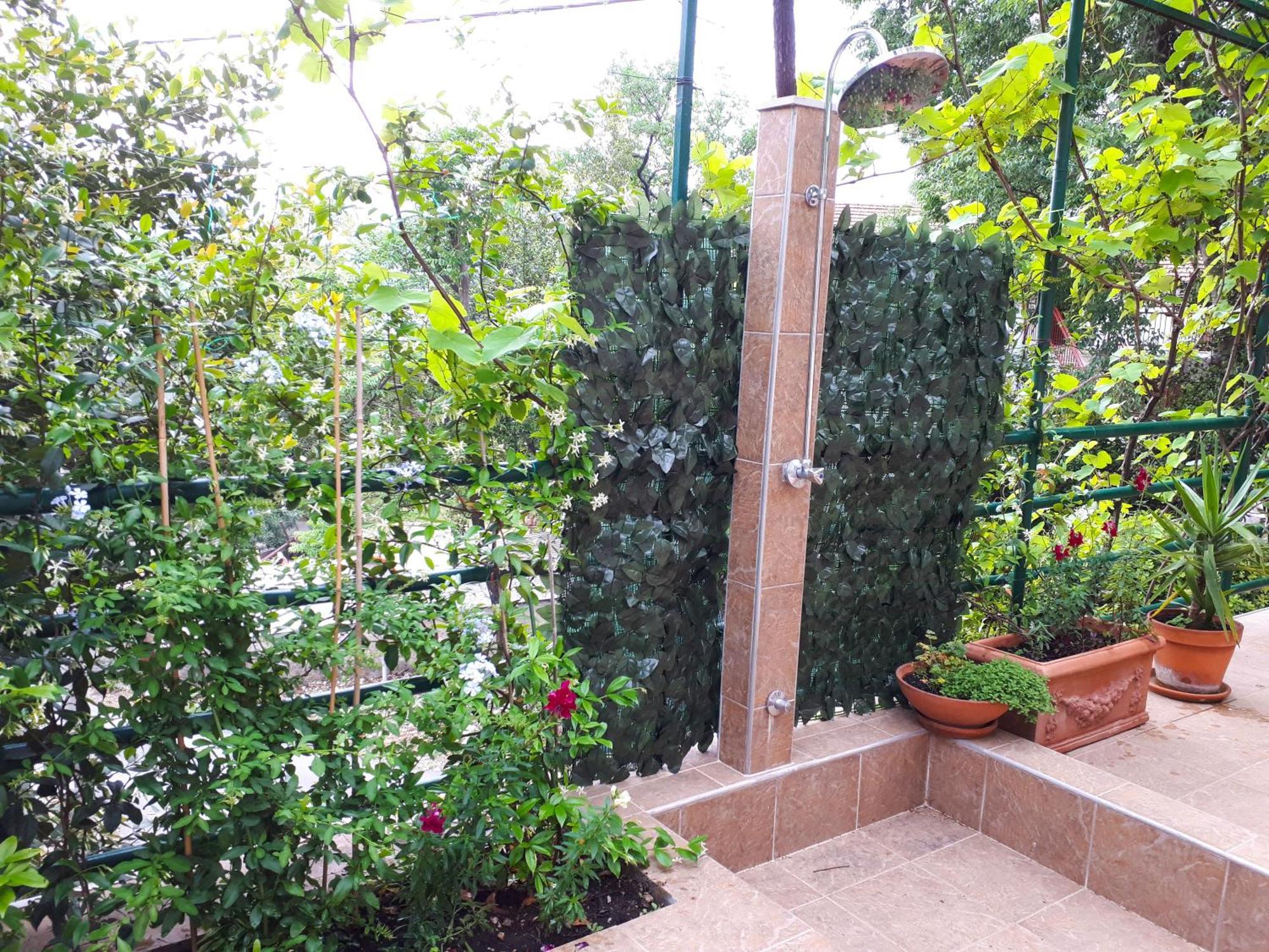Ecohouse Risan Studio 外观 照片