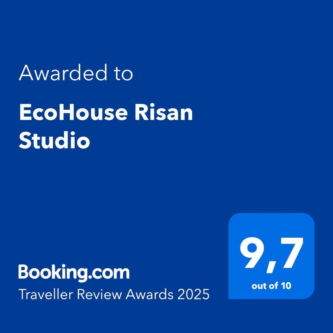 Ecohouse Risan Studio 外观 照片